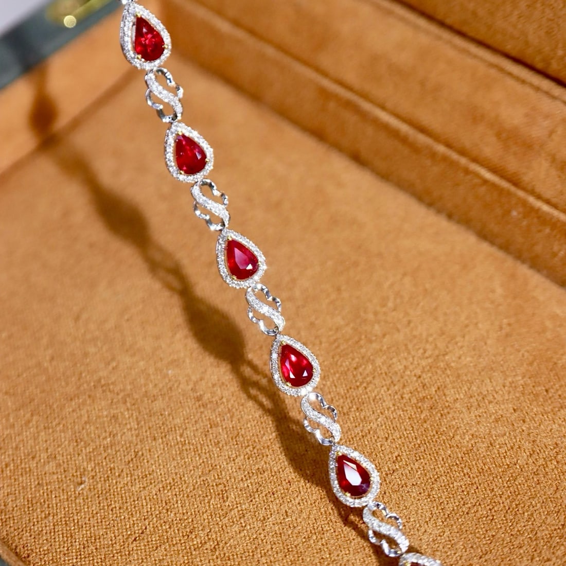 14k Gold 3.84 Ctw Natural Ruby & Diamond Bracelet - 4