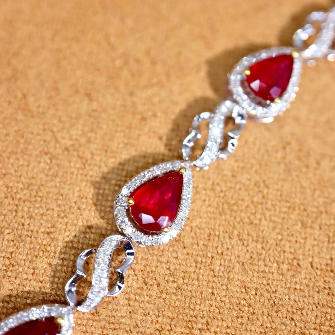 14k Gold 3.84 Ctw Natural Ruby & Diamond Bracelet - 7
