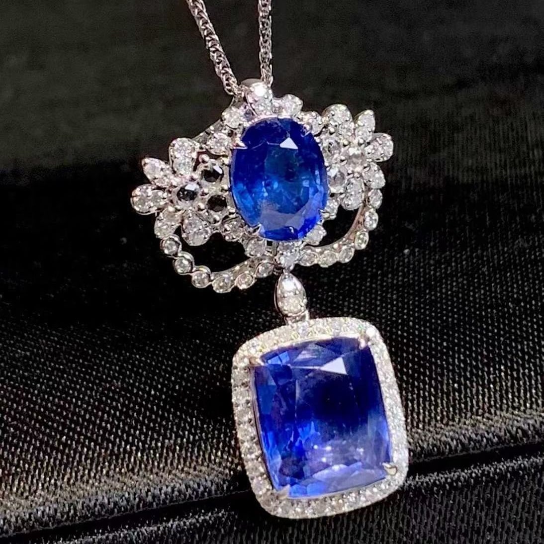 14k Gold 5.01 Ct Natural Sapphire & Diamond Pendant( Without Chain ): Ref:231186172 // gold content:14k gold // main gemstone:sapphire // shape:multiple // carat weight:5. 01ct // color:blue // treatment:natural // // adjacent gemstone 2 : diamond // shape:round //