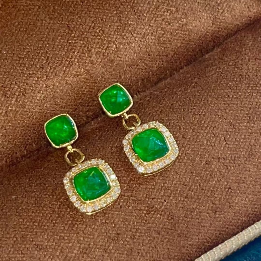 14k Gold 1.6 Ct Natural Emerald & Diamond Earrings - 3