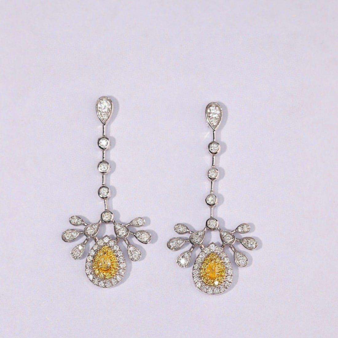 14k Gold 0.8 Ct Natural Color Diamond Earrings - 4