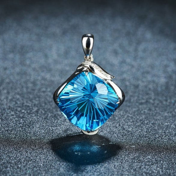 14k Gold 30 Ct Natural Topaz & Diamond Pendant( Without Chain ): Ref:231186194 // gold content:14k gold // main gemstone:topaz // shape:cushion // carat weight:30ct // color:blue // treatment:natural // // adjacent gemstone 2 : diamond // shape:round // clarity