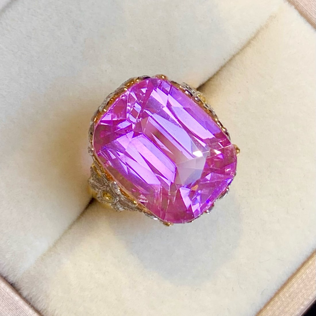 14k Gold 20.45 Ct Natural Kunzite & Diamond Ring - 3