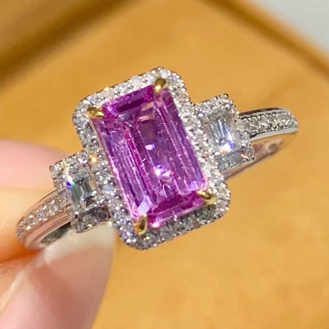 14k Gold 1.2 Ct Natural Sapphire & Diamond Ring: Ref:231186225 // gold content:14k gold // ring size:7. 25us // // main gemstone:sapphire // shape:octagonal // carat weight:1. 2ct // color:purple // treatment:natural // // adjacent gemstone 2 : diam