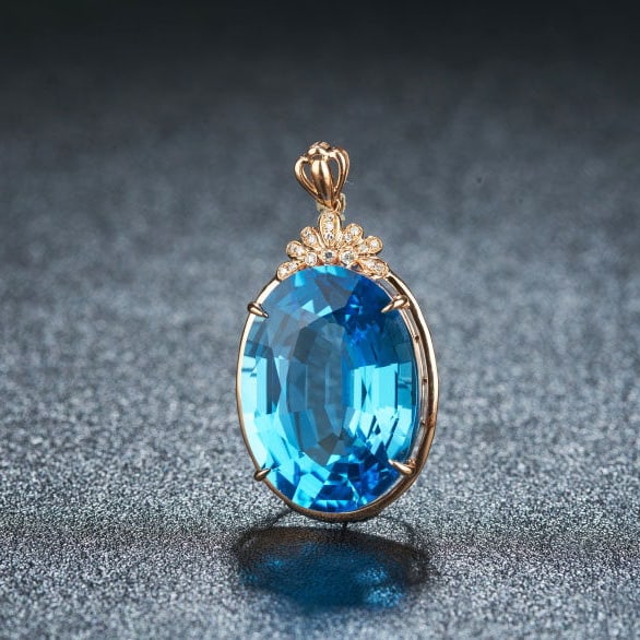 14k Gold 24.72 Ct Natural Topaz & Diamond Pendant( Without Chain ): Ref:231186229 // gold content:14k gold // main gemstone:topaz // shape:oval // carat weight:24. 72ct // color:blue // treatment:natural // // adjacent gemstone 2 : diamond // shape:round // clarity