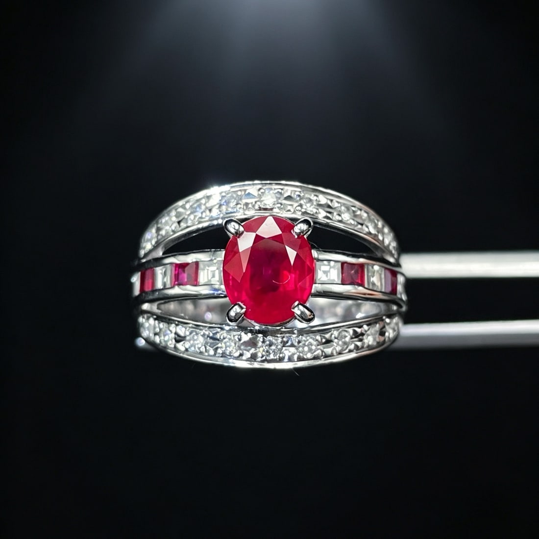 14k Gold 2.09 Ctw Natural Ruby & Diamond Ring: Ref:231186232 // gold content:14k gold // ring size:7. 25us // // main gemstone:ruby // shape:oval // carat weight:1. 61ct // color:red // treatment:natural // // adjacent gemstone 2 : diamond // shap