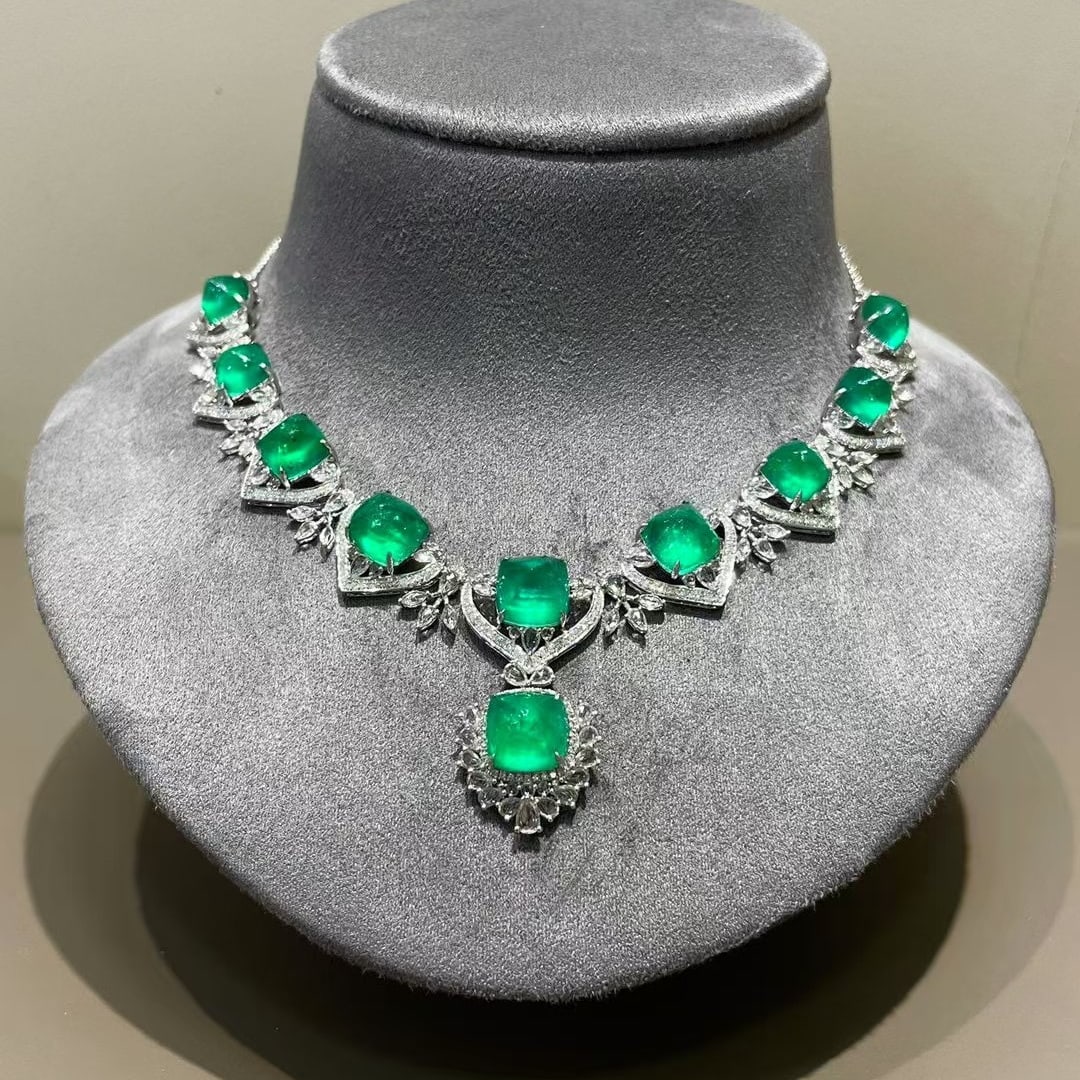 14k Gold 22.1 Ct Natural Emerald & Diamond & Sapphire Necklace - 3