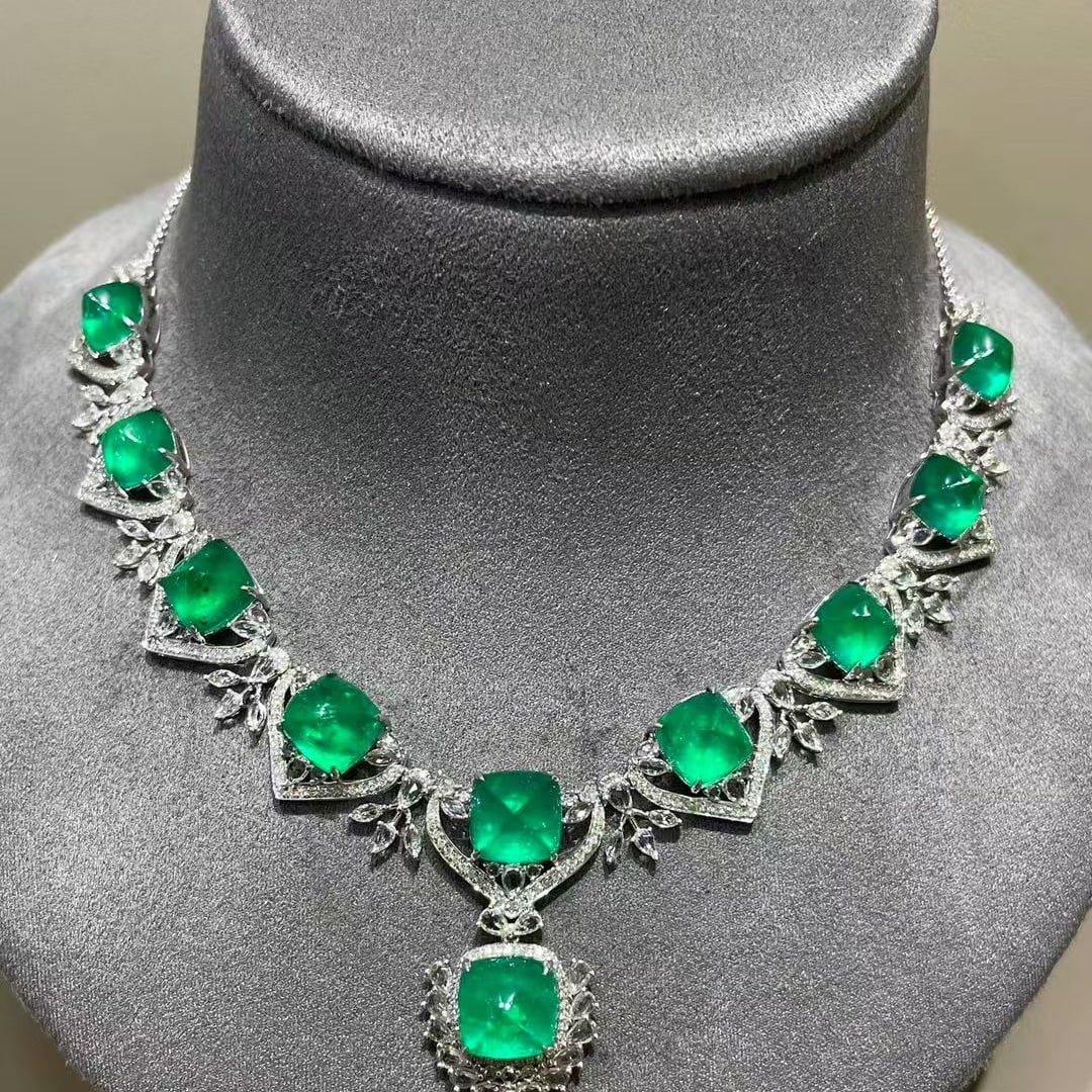 14k Gold 22.1 Ct Natural Emerald & Diamond & Sapphire Necklace - 4