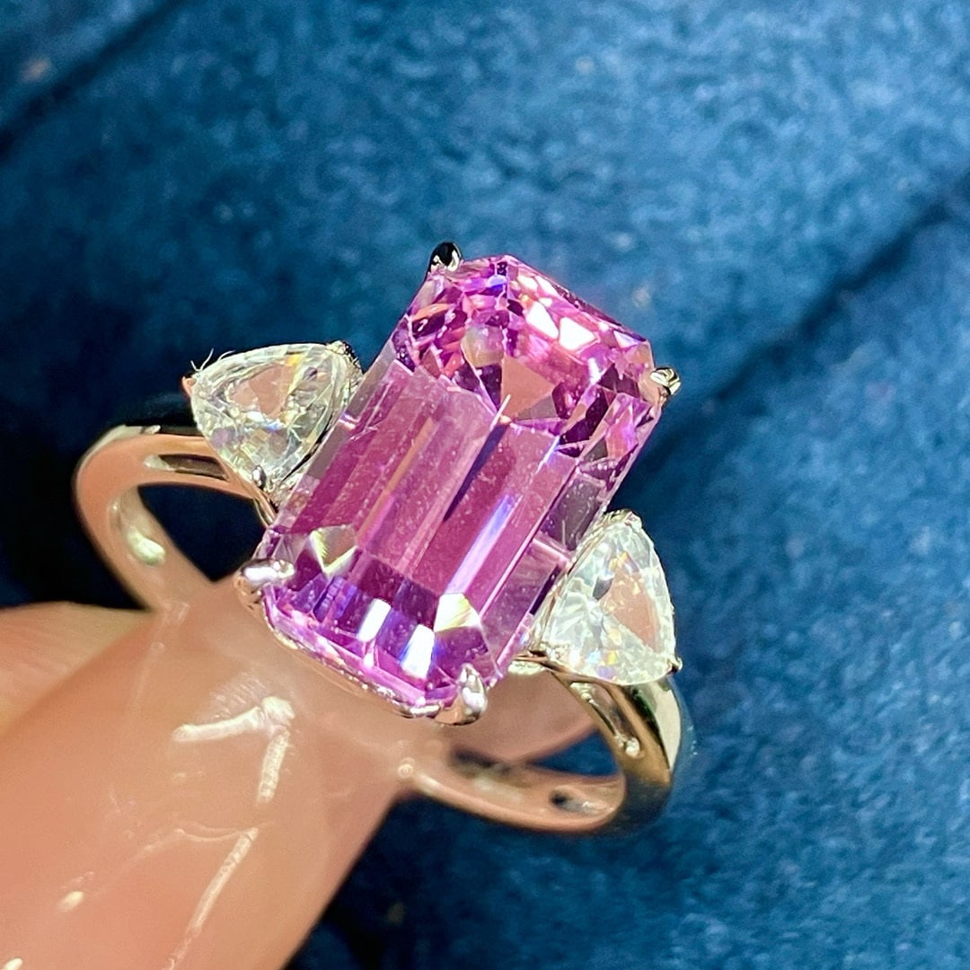 14k Gold 5.78 Ctw Natural Kunzite & Sapphire Ring: Ref:231186245 // gold content:14k gold // ring size:7. 25us // // main gemstone:kunzite // shape:octagonal // carat weight:5. 15ct // color:pinkish purple // treatment:natural // // adjacent gemstone 