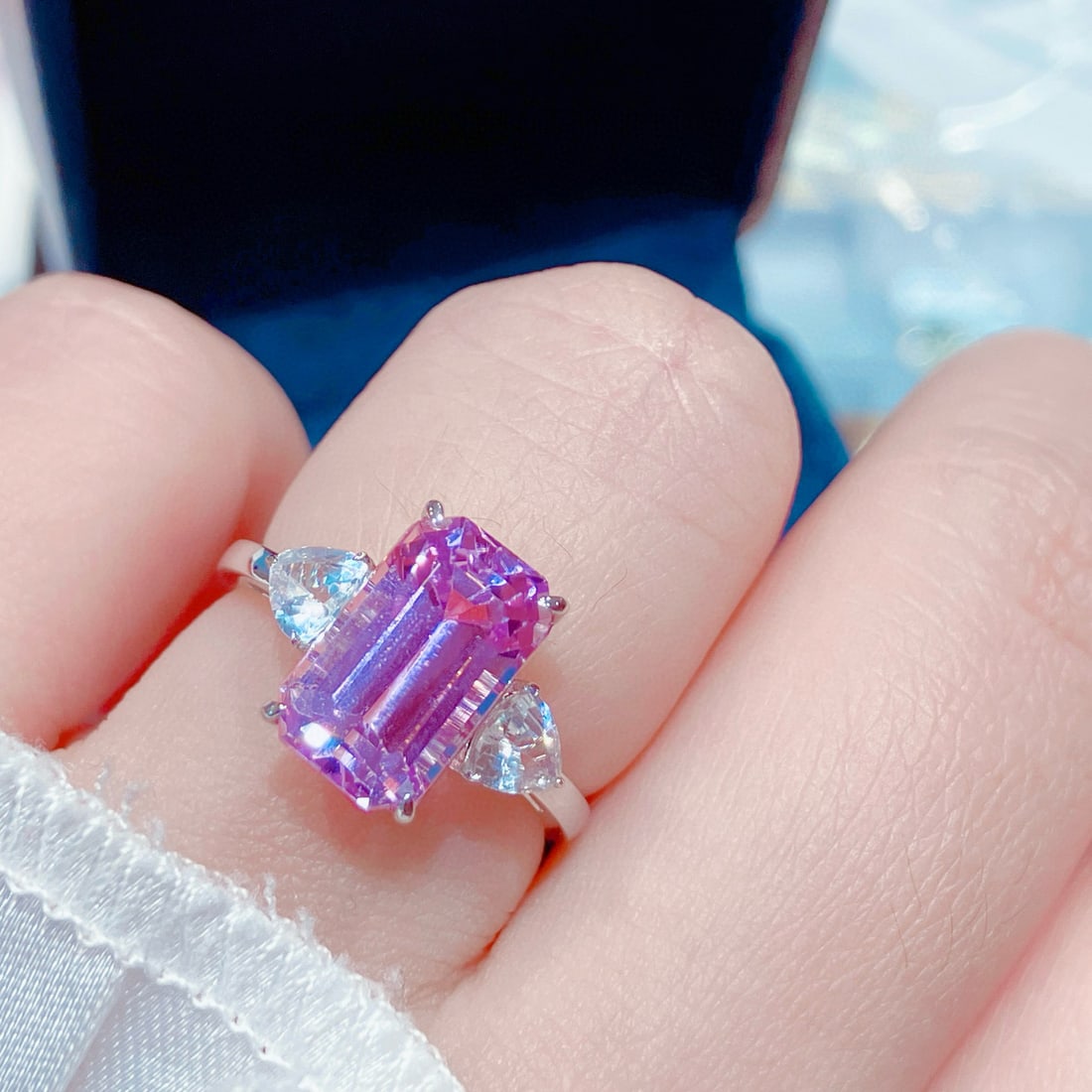 14k Gold 5.78 Ctw Natural Kunzite & Sapphire Ring - 6