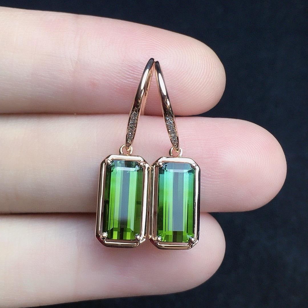 14k Gold 3.49 Ct Natural Tourmaline & Diamond Earrings: Ref:231186248 // gold content:14k gold // main gemstone:tourmaline // shape:octagonal // carat weight:3. 49ct // color:green // treatment:natural // // adjacent gemstone 2 : diamond // number of