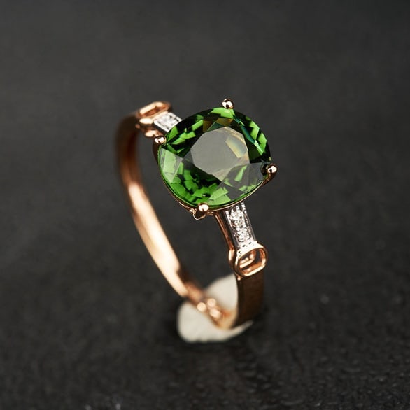 14k Gold 2.62 Ct Natural Tourmaline & Diamond Ring: Ref:231186249 // gold content:14k gold // ring size:7. 25us // // main gemstone:tourmaline // shape:oval // carat weight:2. 62ct // color:green // treatment:natural // // adjacent gemstone 2 :