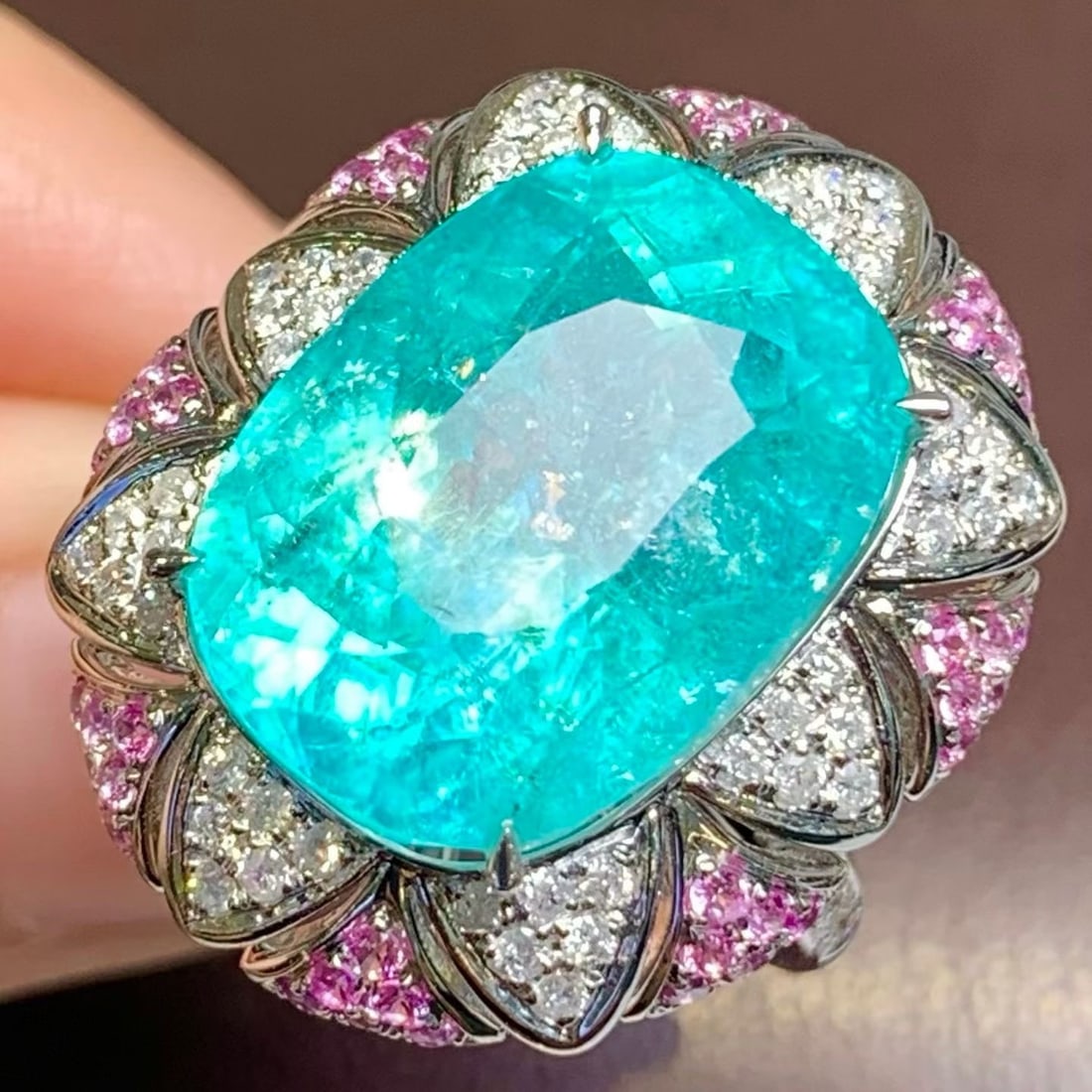 14k Gold 15.32 Ct Natural Paraiba Tourmaline & Diamond Ring - 2