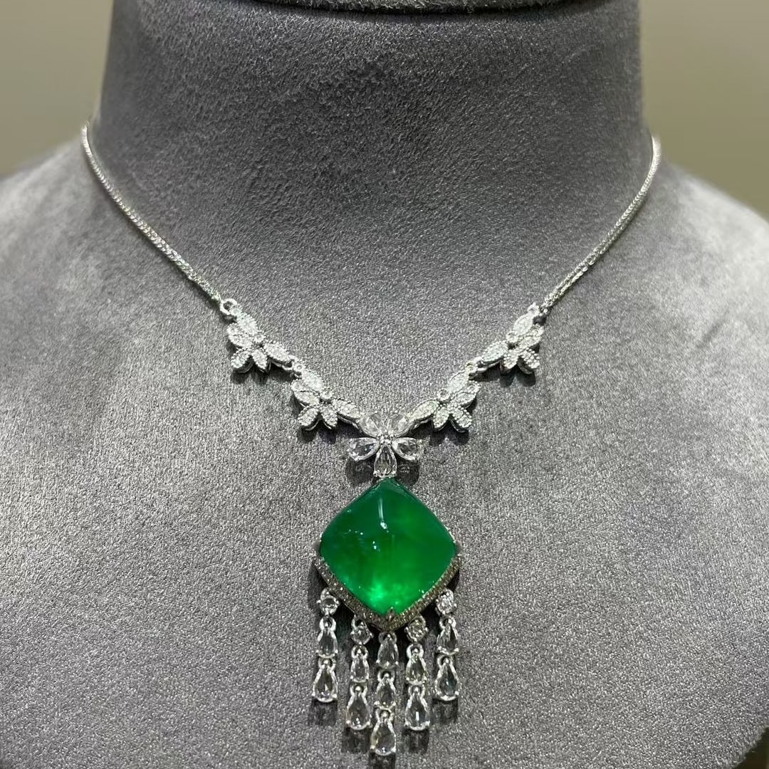 14k Gold 8.68 Ct Natural Emerald & Diamond & Sapphire Necklace - 5