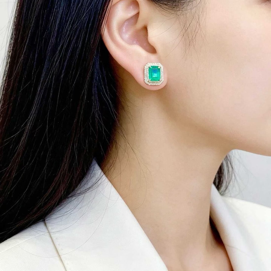 14k Gold 2.8 Ct Natural Emerald & Diamond Earrings - 2