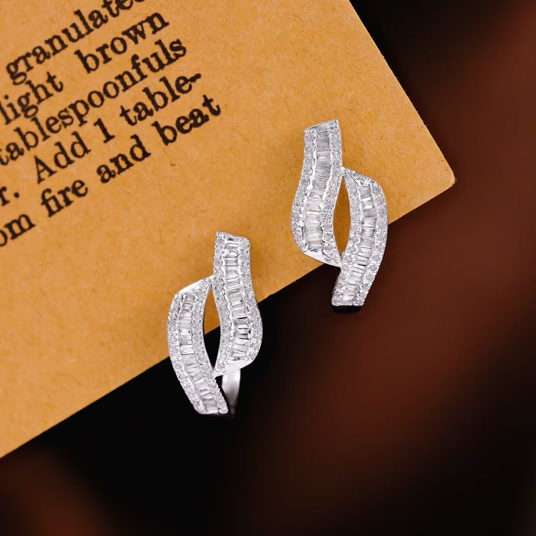 14k Gold 0.5 Ct Natural H Diamond Earrings: Ref:231186278 // gold content:14k gold // main gemstone:diamond // shape:multiple // carat weight:0. 5ct // clarity grade:vs-si // color:h // treatment:natural // Condition: New Low Estimate: 2400.00