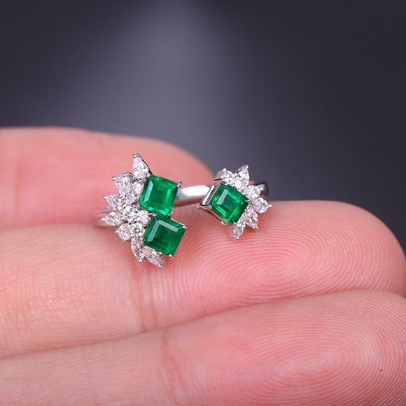 14k Gold 1.18 Ctw Vivid Green Natural Emerald & Diamond Ring - 7