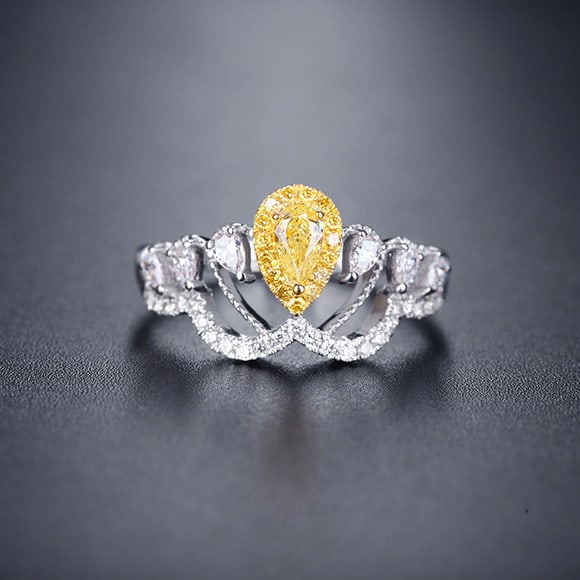 14k Gold 0.56 Ctw Natural Yellow Diamond & Diamond Ring: Ref:231186315 // gold content:14k gold // ring size:7. 25us // // main gemstone:yellow diamond // shape:pear // carat weight:0. 21ct // color:yellow // treatment:natural // // adjacent gemstone 2 :