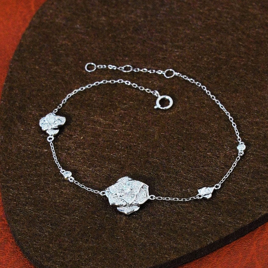 14k Gold 0.5 Ct Natural H Diamond & Flowers Bracelet - 4