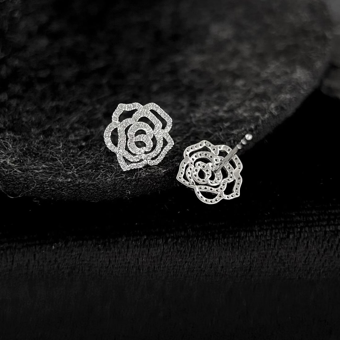 14k Gold 0.22 Ct Natural H Diamond & Flowers Earrings - 4