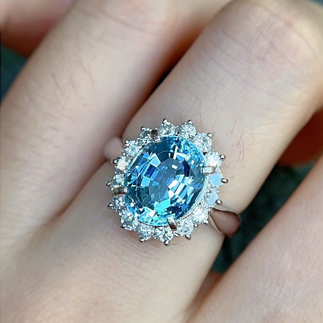 14k Gold 4.36 Ctw Natural Aquamarine & Diamond Ring - 6