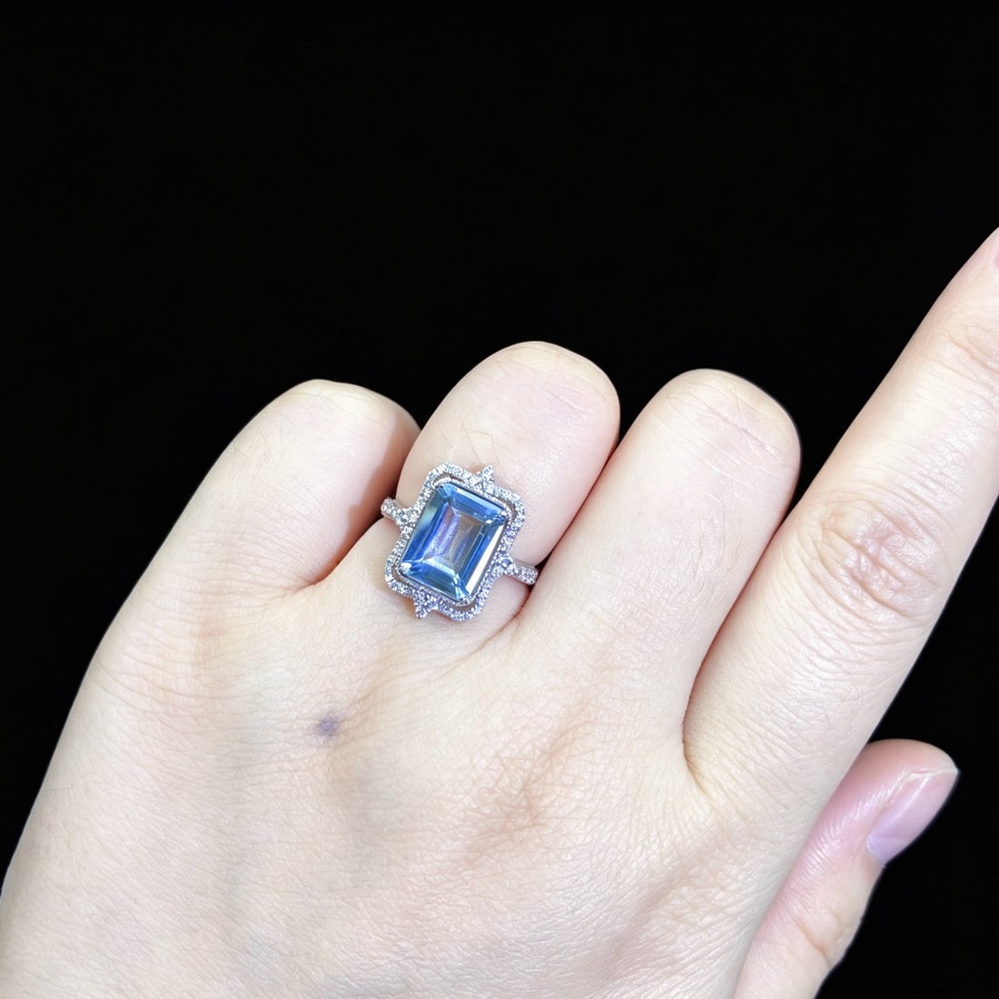 14k Gold 2.57 Ctw Natural Aquamarine & Diamond Ring - 5