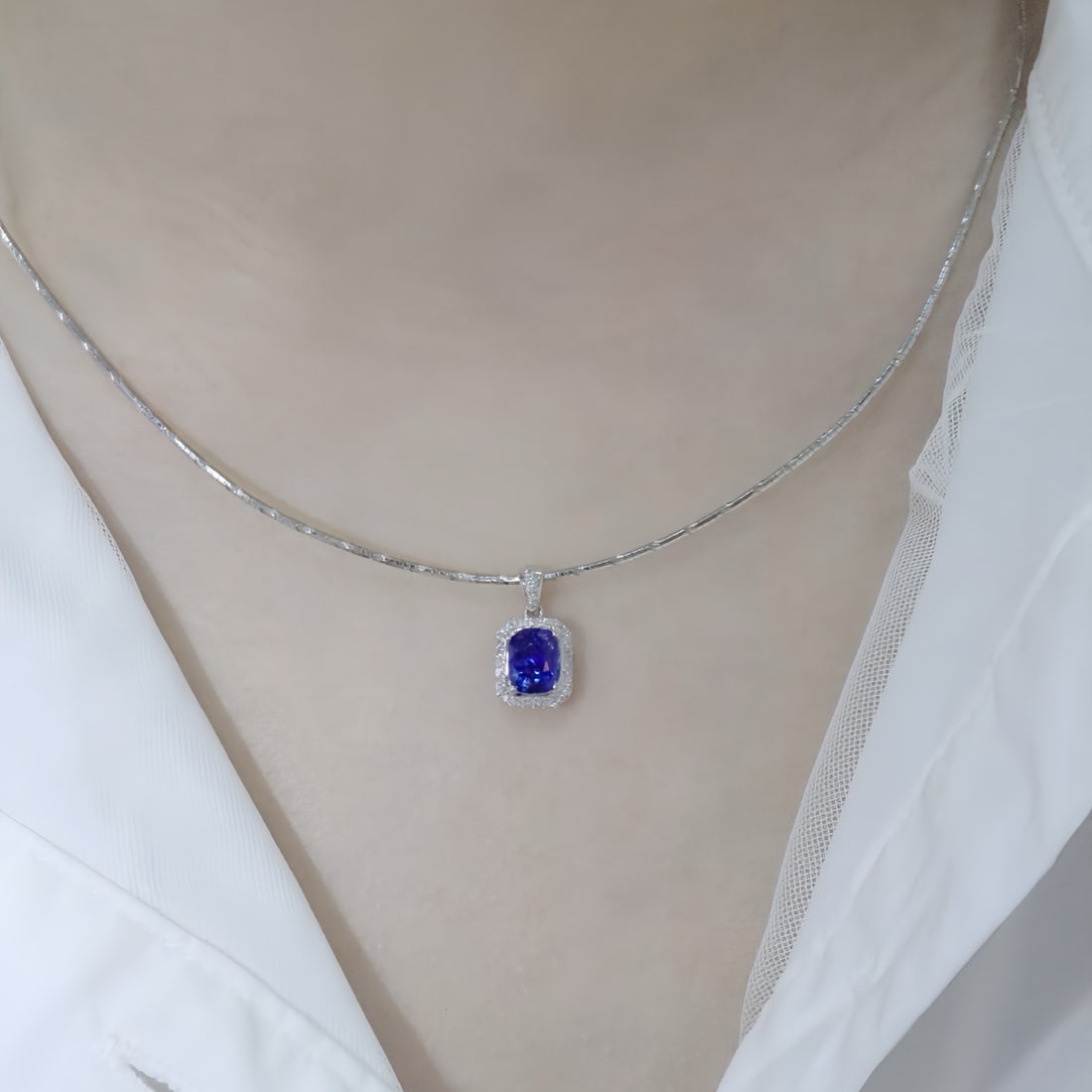 14k Gold 1.60 Ctw Natural Sapphire & Diamond Pendant( Without Chain ) - 5
