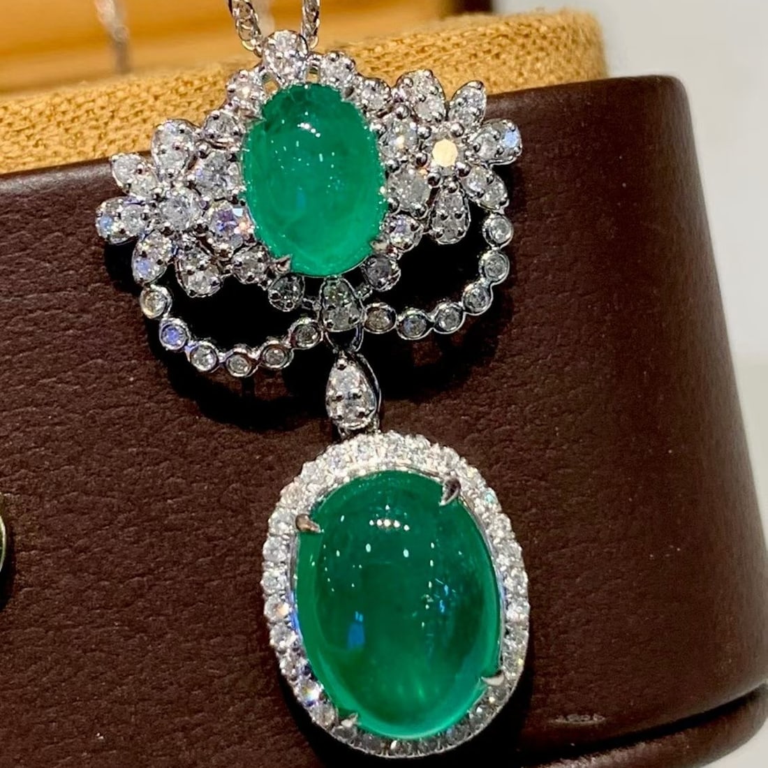 14k Gold 3.02 Ct Natural Emerald & Diamond Pendant( Without Chain ) - 4