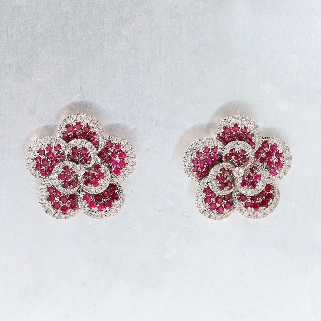 14k Gold 1.2 Ctw Natural Ruby & Diamond & Flowers Earrings - 4