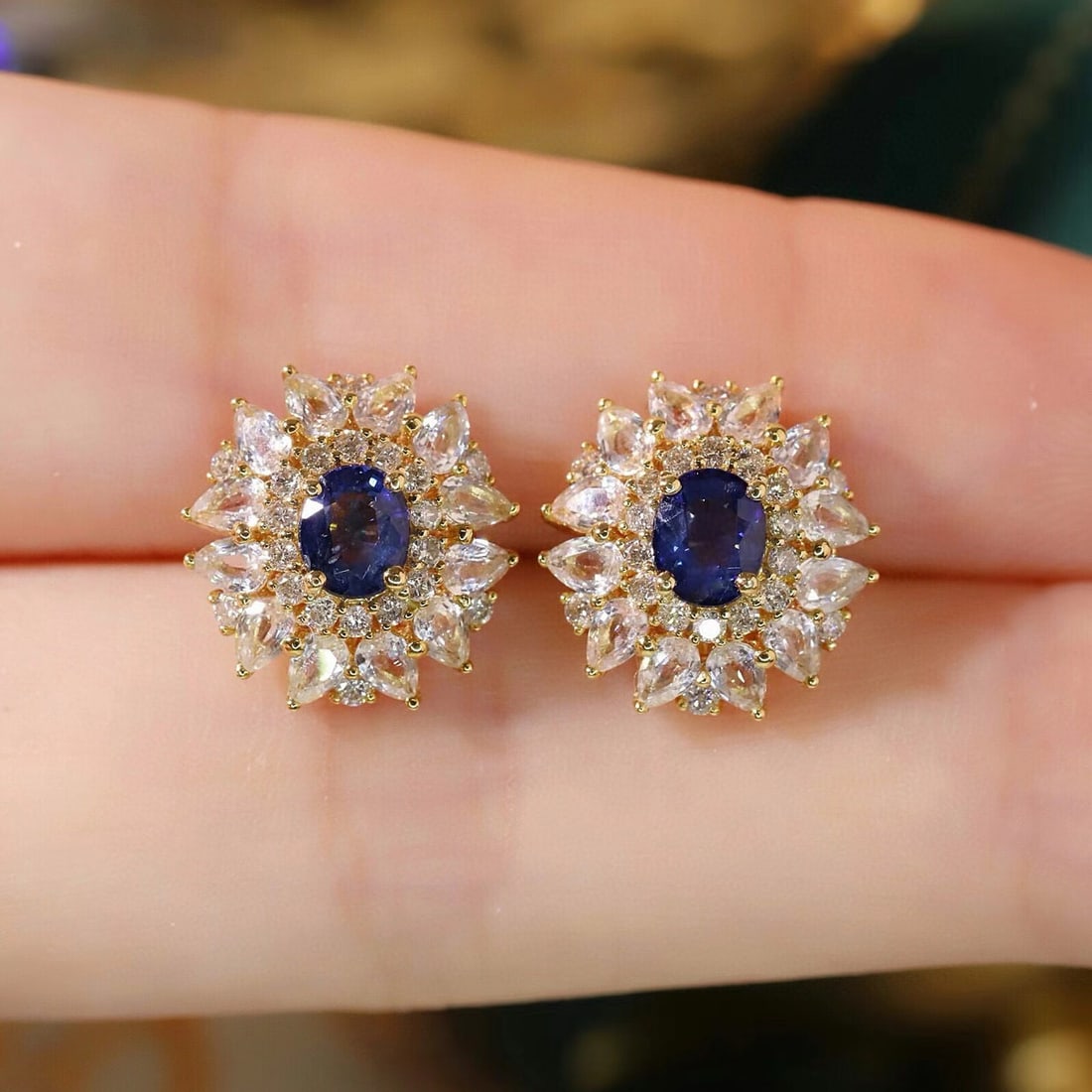 14k Gold 3.16 Ctw Natural Sapphire & Sapphire Earrings: Ref:231186370 // gold content:14k gold // main gemstone:sapphire // shape:oval // carat weight:1. 16ct // color:blue // treatment:natural // // adjacent gemstone 2 : sapphire // shape:multiple // cara