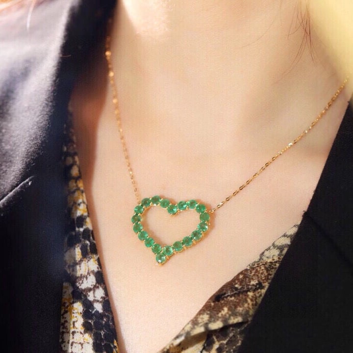 14k Gold 4.3 Ct Natural Emerald Necklace - 4