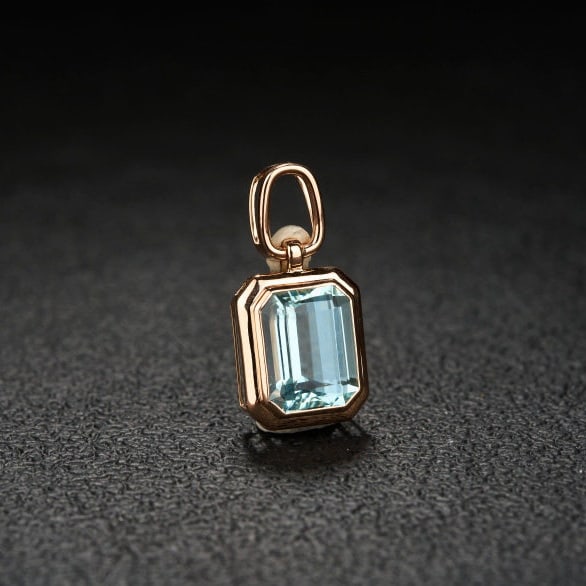 14k Gold 3.6 Ct Natural Aquamarine Pendant( Without Chain ) - 2