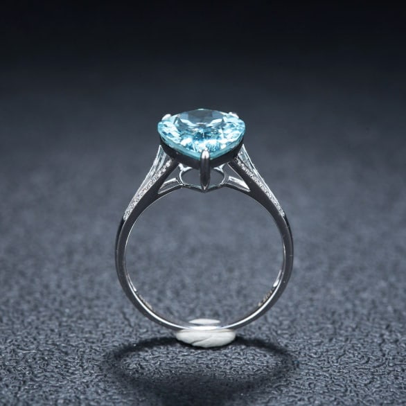 14k Gold 4.21 Ct Natural Aquamarine & Diamond Ring - 6