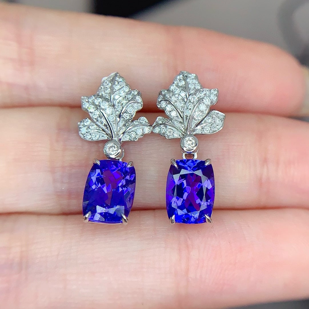 14k Gold 3.38 Ct Natural Tanzanite & Diamond Earrings - 3