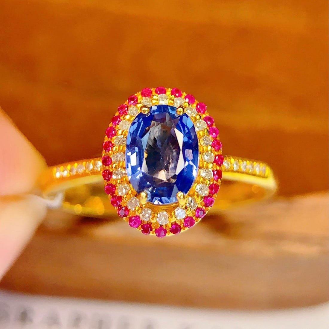 14k Gold 1.2 Ct Natural Sapphire & Diamond Ring: Ref:231186394 // gold content:14k gold // ring size:7. 25us // // main gemstone:sapphire // shape:oval // carat weight:1. 2ct // color:blue // treatment:natural // // adjacent gemstone 2 : diamond //