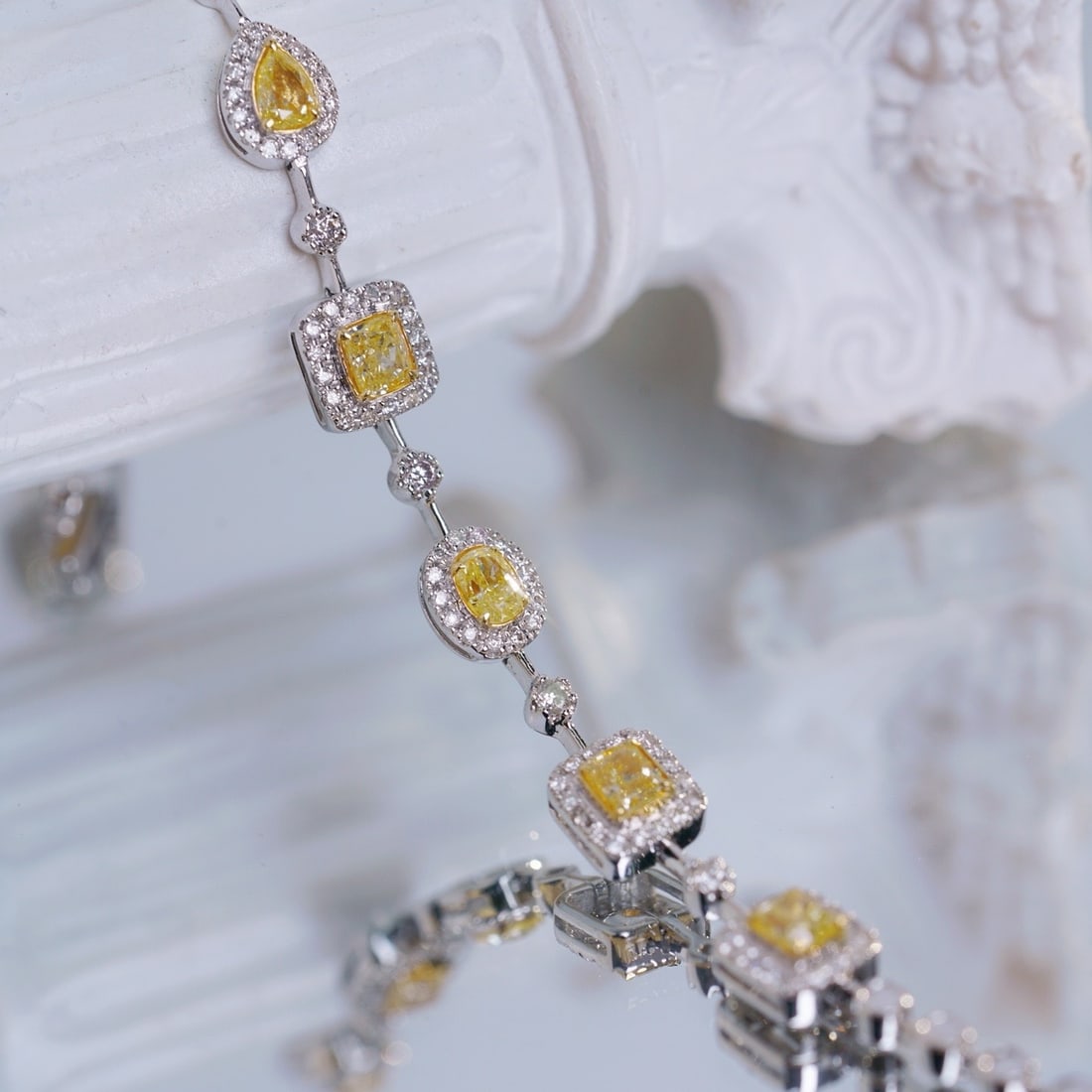 14k Gold 1.65 Ctw Natural Yellow Diamond & Diamond Bracelet - 9