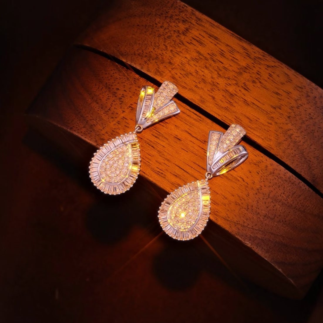 14k Gold 0.88 Ct Natural H Diamond Earrings - 2
