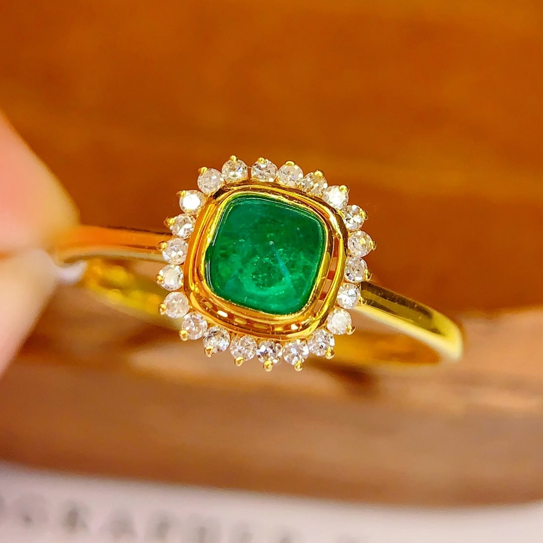 14k Gold 1 Ct Natural Emerald & Diamond Ring - 2