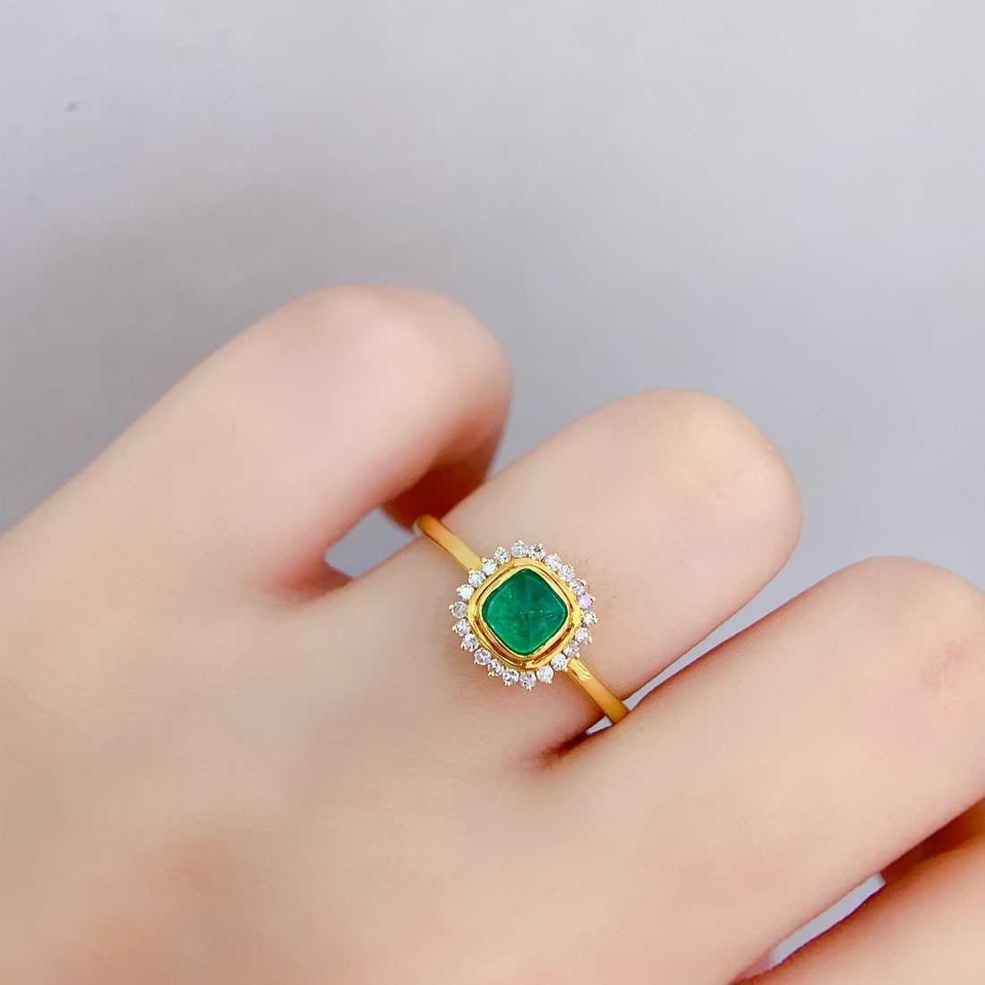 14k Gold 1 Ct Natural Emerald & Diamond Ring - 6