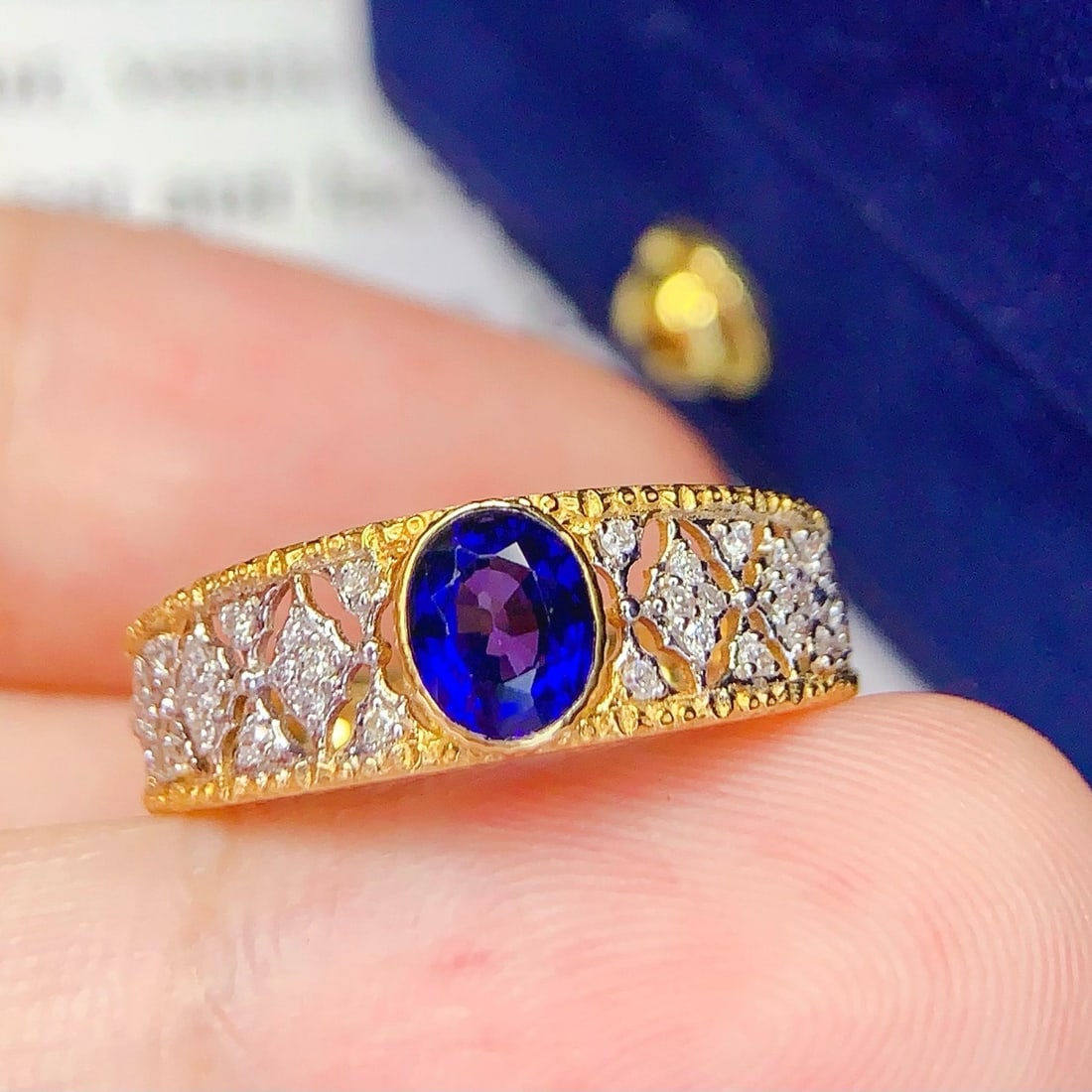 14k Gold 0.75 Ct Natural Sapphire & Diamond Ring - 2