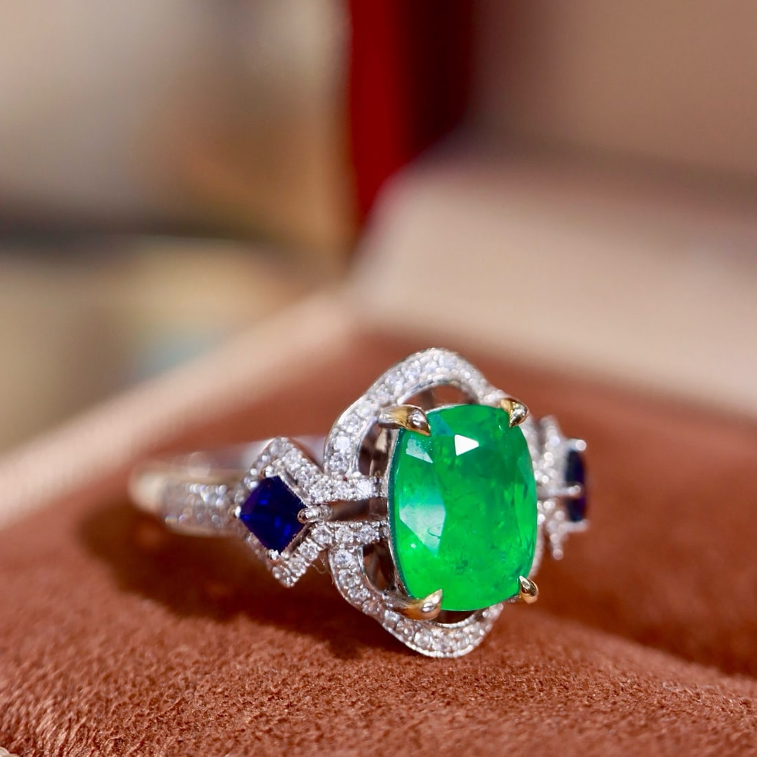 14k Gold 1.89 Ctw Natural Emerald & Diamond Ring - 5