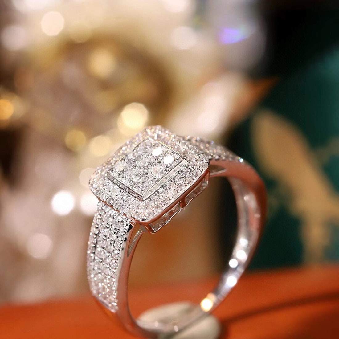 14k Gold 0.6 Ct Natural H Diamond Ring - 3