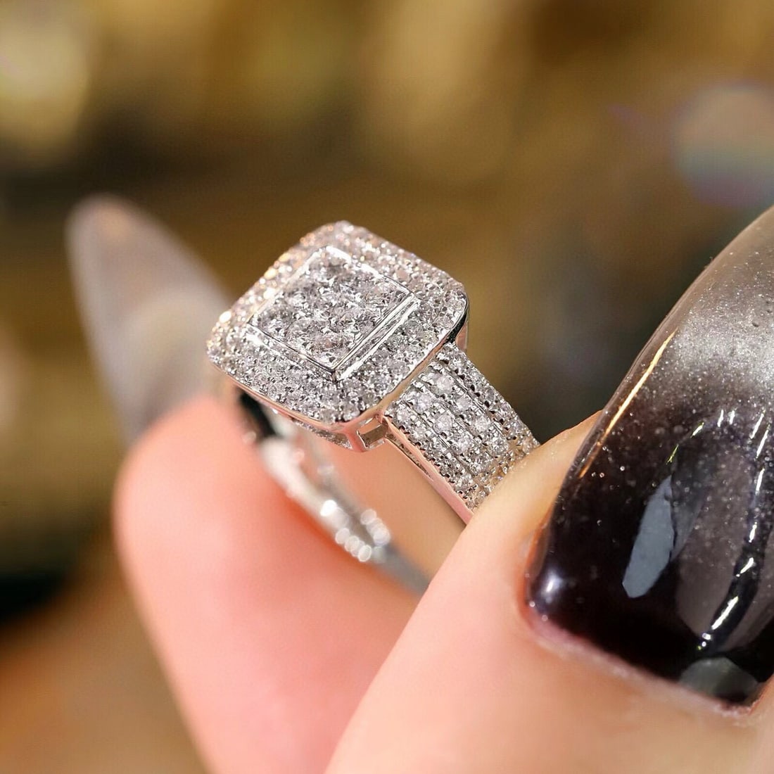14k Gold 0.6 Ct Natural H Diamond Ring - 6