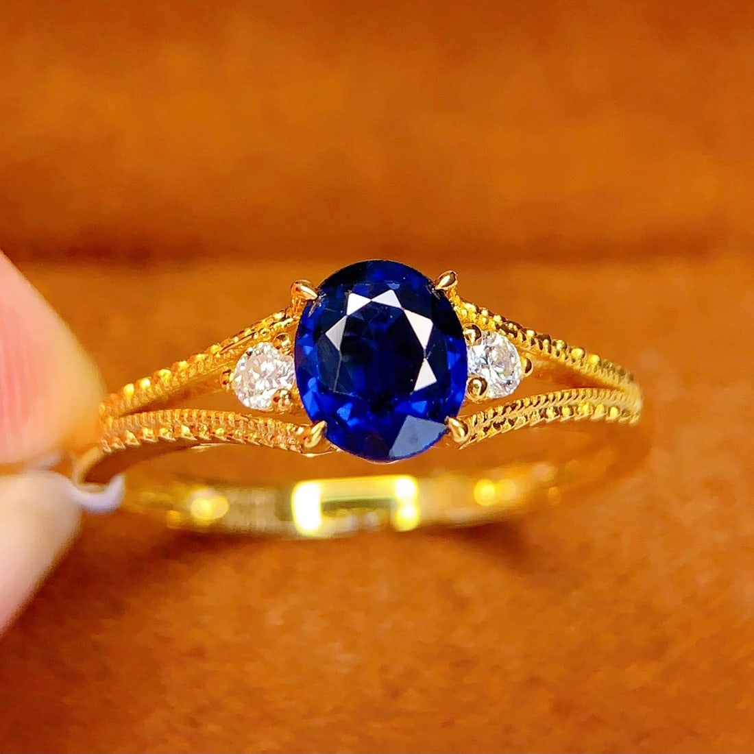 14k Gold 0.8 Ct Natural Sapphire & Diamond Ring - 2