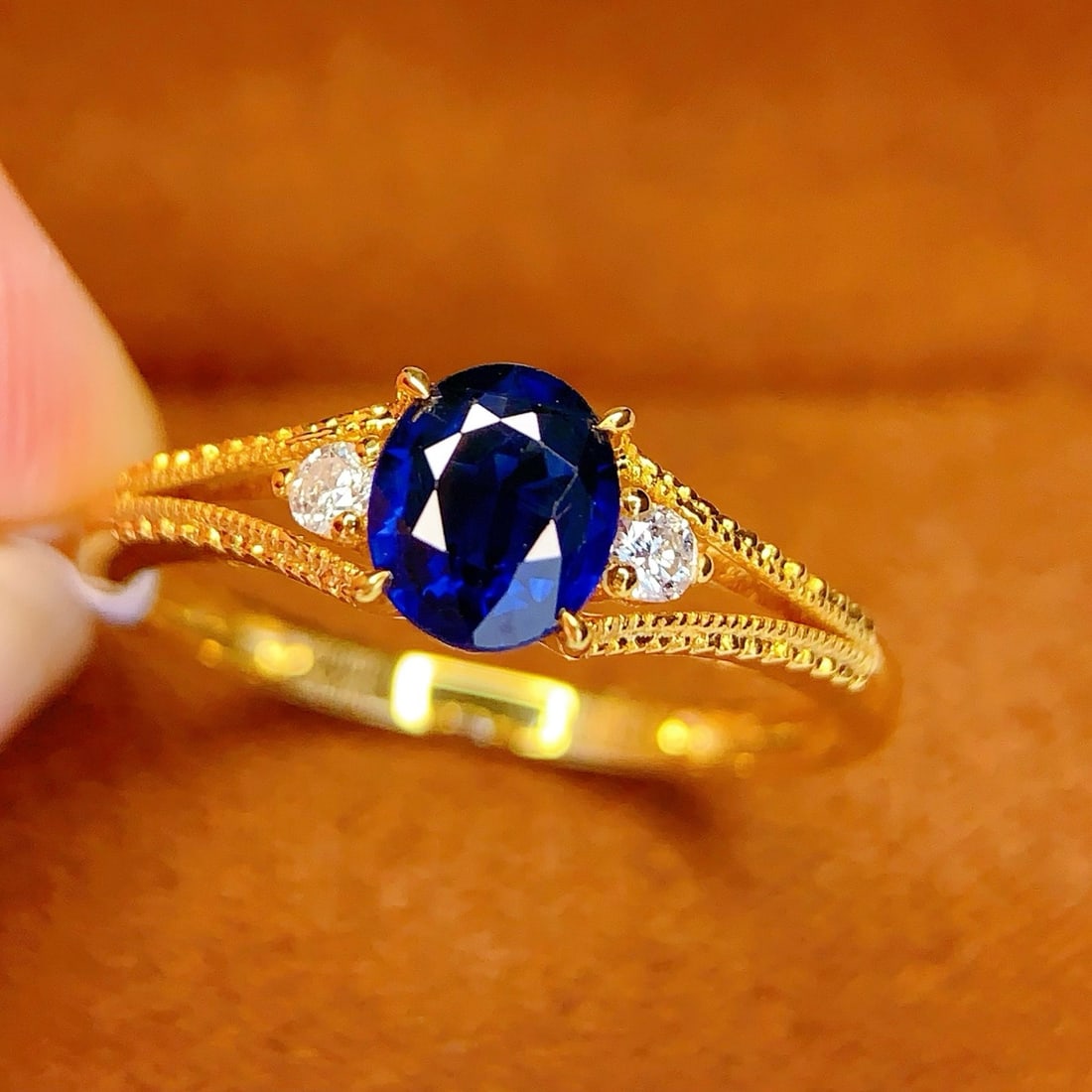 14k Gold 0.8 Ct Natural Sapphire & Diamond Ring - 4