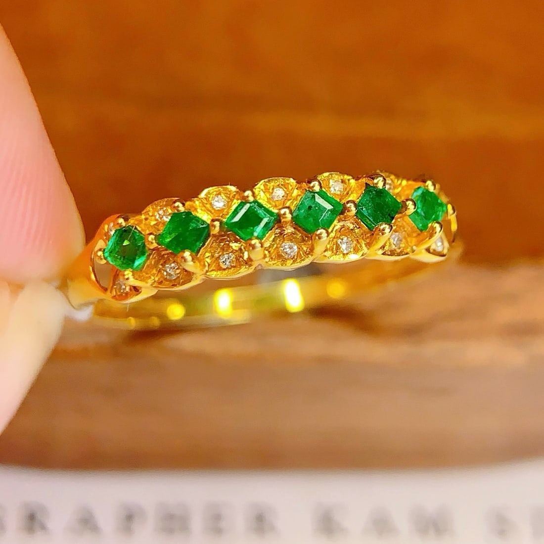 14k Gold 0.6 Ct Natural Emerald & Diamond Ring: Ref:231187089 // gold content:14k gold // ring size:7. 25us // // main gemstone:emerald // shape:square // carat weight:0. 6ct // color:green // treatment:natural // // adjacent gemstone 2 : diamond
