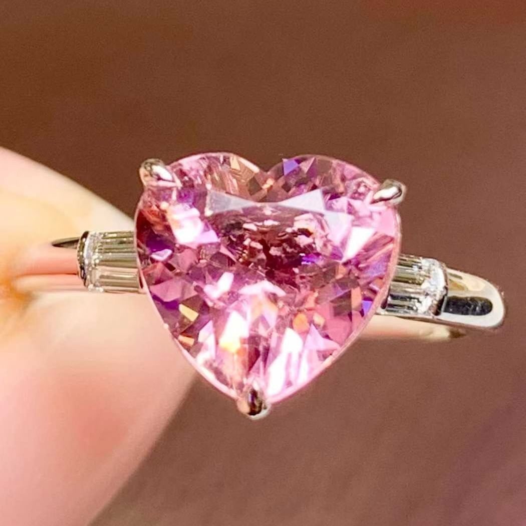 14k Gold 2.1 Ct Natural Tourmaline & Diamond Ring: Ref:231187116 // gold content:14k gold // ring size:7. 25us // // main gemstone:tourmaline // shape:heart // carat weight:2. 1ct // color:pink // treatment:natural // // adjacent gemstone 2 : diamond
