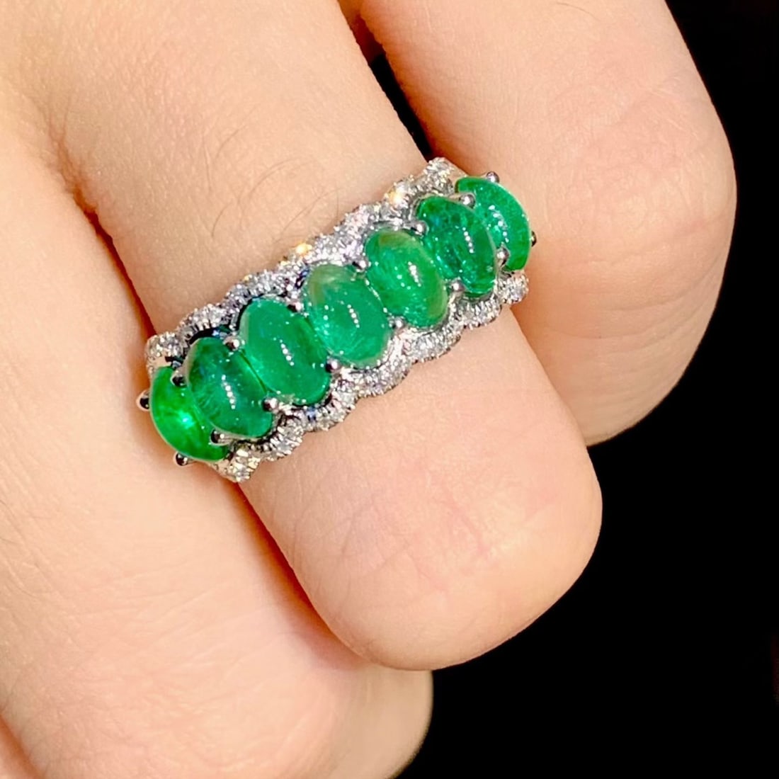 14k Gold 2 Ct Natural Emerald & Diamond Ring - 3