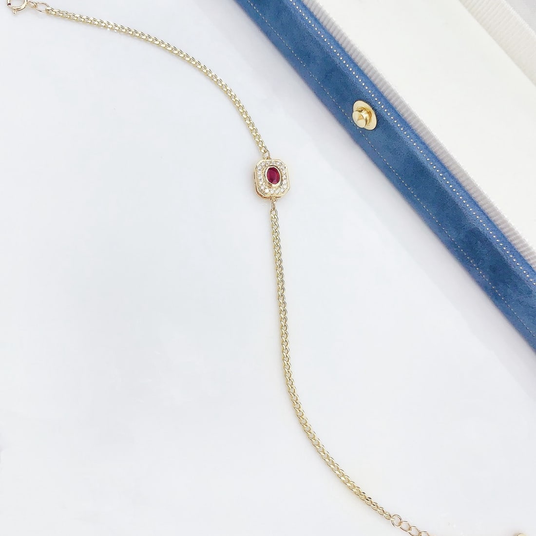 14k Gold 0.31 Ctw Vivid Red Natural Ruby & Diamond Bracelet - 3
