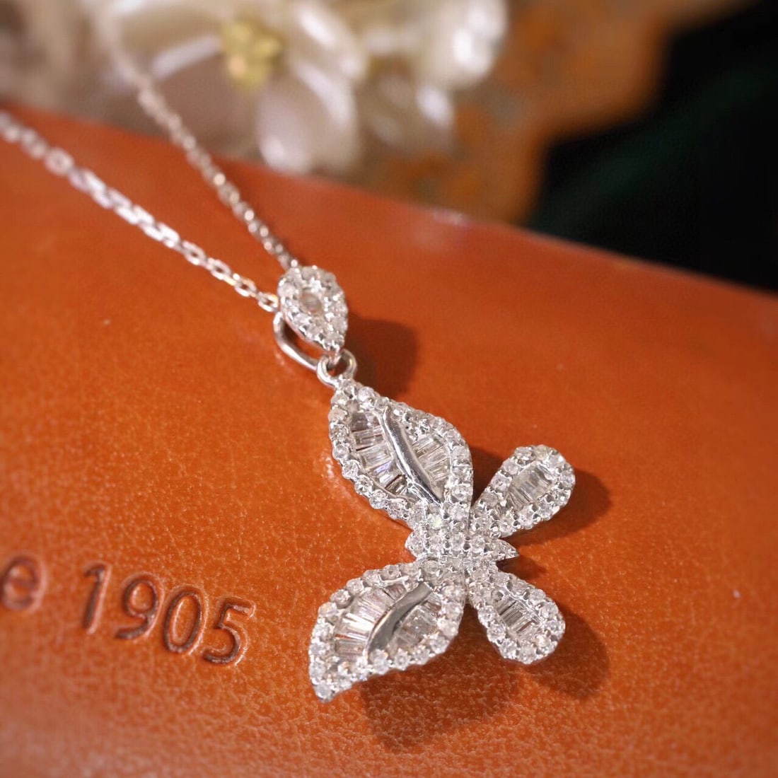 14k Gold 0.5 Ct Natural H Diamond & Butterfly Necklace - 7